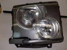 Load image into Gallery viewer, HEADLIGHT LAMP ASSEMBLY Range Rover 2003 03 2004 04 2005 05 Right - MM1508496