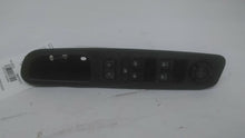 Load image into Gallery viewer, Window Switch Jeep Renegade 2018 - MM1515838
