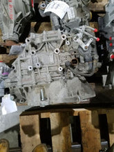 Load image into Gallery viewer, Transmission Kia Soul 2013 - MM1518497
