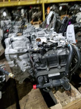 Load image into Gallery viewer, TRANSMISSION Hyundai Santa Fe 2014 14 FWD - MM1519876