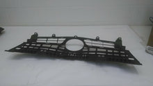 Load image into Gallery viewer, GRILLE Toyota Prius Prius V 2012 12 2013 13 2014 14 2015 15 - MM1531070