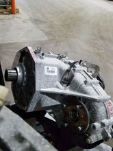 Load image into Gallery viewer, Transfer Case Toyota Tundra 2015 - MM1535671