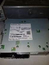 Load image into Gallery viewer, RADIO Honda Ridgeline 09 10 11 12 13 14 AM FM 6CD - MM1539740