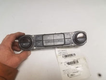 Load image into Gallery viewer, Temperature Controls GMC Canyon 2018 - MM1548791