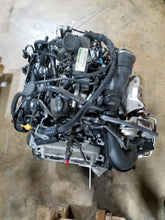 Load image into Gallery viewer, Engine Motor INFINITI QX30 2018 - MM1561391