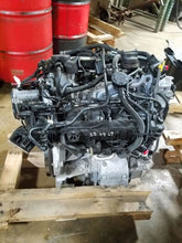 Load image into Gallery viewer, Engine Motor INFINITI QX30 2018 - MM1561391