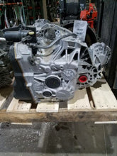 Load image into Gallery viewer, Transmission INFINITI QX30 2018 - MM1561397