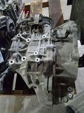 Load image into Gallery viewer, Transmission Isuzu Optima 2015 - MM1562792