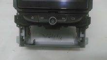 Load image into Gallery viewer, Radio Chevrolet Traverse 2018 - MM1566491