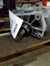 Load image into Gallery viewer, Transfer Case Volkswagen Atlas 2018 - MM1578361