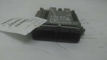 Load image into Gallery viewer, ECU ECM Computer Volkswagen Passat 2018 - MM1606282