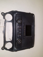 Load image into Gallery viewer, Radio SILVERADO 1500 PICKUP 2016 - MM1611467