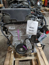 Load image into Gallery viewer, Engine Motor Chevrolet Equinox 2018 - MM1625685