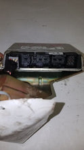 Load image into Gallery viewer, ECU ECM COMPUTER Kia Sportage 2005 05 2006 06 - MM1698703