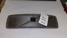 Load image into Gallery viewer, GRILL Volvo 850 1993 93 1994 94 1995 95 1996 96 1997 97 - MM1707564