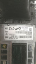 Load image into Gallery viewer, Radio Chrysler Pacifica 2019 - MM1733443