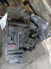 Load image into Gallery viewer, MANUAL TRANSMISSION EOS Golf Golf GTI Passat 06 07 TURBO - MM1737574
