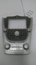 Load image into Gallery viewer, RADIO Chevrolet Equinox 2010 10 2011 11 AM FM CD - MM1740025