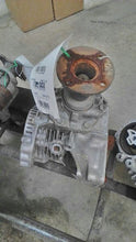 Load image into Gallery viewer, TRANSFER CASE Murano 2003 03 2004 04 CVT - MM1764762