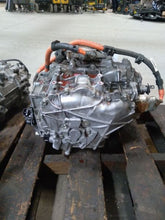 Load image into Gallery viewer, TRANSMISSION CT200H Prius Prius V 2010-2017 VIN DP/DU - MM1775924