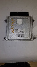 Load image into Gallery viewer, ECU ECM COMPUTER Kia Rondo 2007 07 2008 08 - MM1796157