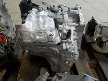 Load image into Gallery viewer, Transmission Hyundai Venue 2020 - MM1811211