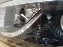 Load image into Gallery viewer, HEADLIGHT LAMP ASSEMBLY Kia Sedona 15 16 17 18 Left - MM1846145