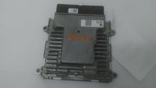 Load image into Gallery viewer, ECU ECM Computer Hyundai Elantra 2017 - MM1856855