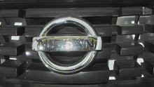 Load image into Gallery viewer, GRILL Nissan Sentra 2007 07 2008 08 2.0L - MM1863473