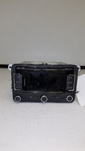 Load image into Gallery viewer, RADIO Volkswagen Tiguan 09 10 11 12 13 14 15 16 17 AM FM CD DVD NAV - MM1864384
