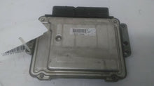 Load image into Gallery viewer, ECU ECM COMPUTER Hyundai Veloster 2013 13 2014 14 - MM1870924