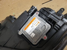 Load image into Gallery viewer, HEADLIGHT LAMP ASSEMBLY Hyundai Santa Fe 2013 13 2014 14 Right - MM1871087