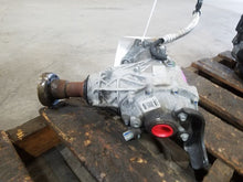 Load image into Gallery viewer, Transfer Case Lincoln MKC 2016 - MM1884128