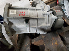Load image into Gallery viewer, Transfer Case Volkswagen Touareg 2011 - MM1886873