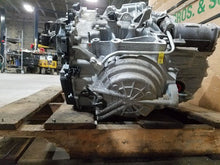 Load image into Gallery viewer, Transmission Chevrolet Cruze 2019 - MM1890422
