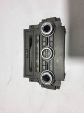 Load image into Gallery viewer, FRONT TEMPERATURE CONTROLS LR4 Range Rover Sport 2010-2016 - MM1958609
