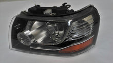Load image into Gallery viewer, Headlight Lamp Assembly Land Rover LR2 2013 - MM1995072
