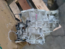 Load image into Gallery viewer, Transmission Kia Sorento 2017 - MM2033365
