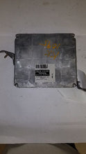 Load image into Gallery viewer, ECU ECM COMPUTER Toyota Sienna 2004 04 - MM2044078
