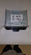Load image into Gallery viewer, Radio Dodge 300C 2014 - MM2055191