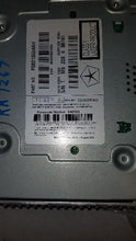 Load image into Gallery viewer, Radio Dodge 300C 2014 - MM2055191