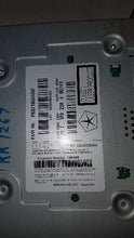 Load image into Gallery viewer, Radio Dodge 300C 2014 - MM2055191