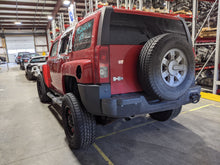Load image into Gallery viewer, Steering Wheel Hummer H3 2006 - NW292372