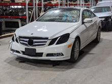 Load image into Gallery viewer, Headlight Lamp Assembly MERCEDES E-CLASS 2010 - NW291815