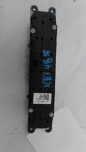 Load image into Gallery viewer, Radio Ford Escape 2020 - MM2084859