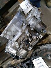 Load image into Gallery viewer, Transmission Ford Escape 2020 - MM2084883