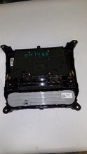 Load image into Gallery viewer, Radio SILVERADO 1500 PICKUP 2015 - MM2087238
