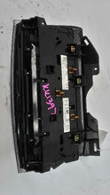 Load image into Gallery viewer, Radio CT5 2020 - MM2093933