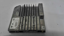Load image into Gallery viewer, Radio CT5 2020 - MM2093934