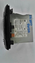 Load image into Gallery viewer, CD PLAYER RADIO Nissan Pathfinder 2006 06 2007 07 - MM2096141